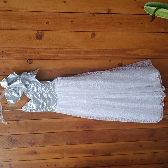 Gunne Sax One Shoulder Special Occassion Formal White Silver Lace Dress 5 - Picture 2 of 11